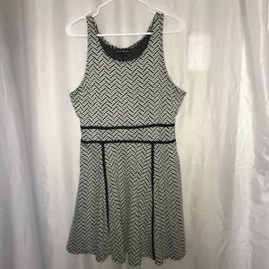French Atmosphere Casual Dress Medium Black/White